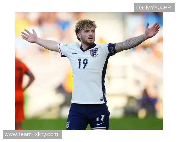 PFA特别贡献奖颁给埃利奥特以表彰其在U21欧洲杯中的卓越表现